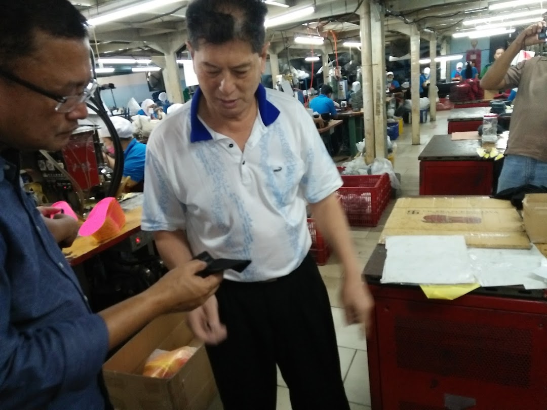 Menjaga kualitas produk adalah komitmen kami.